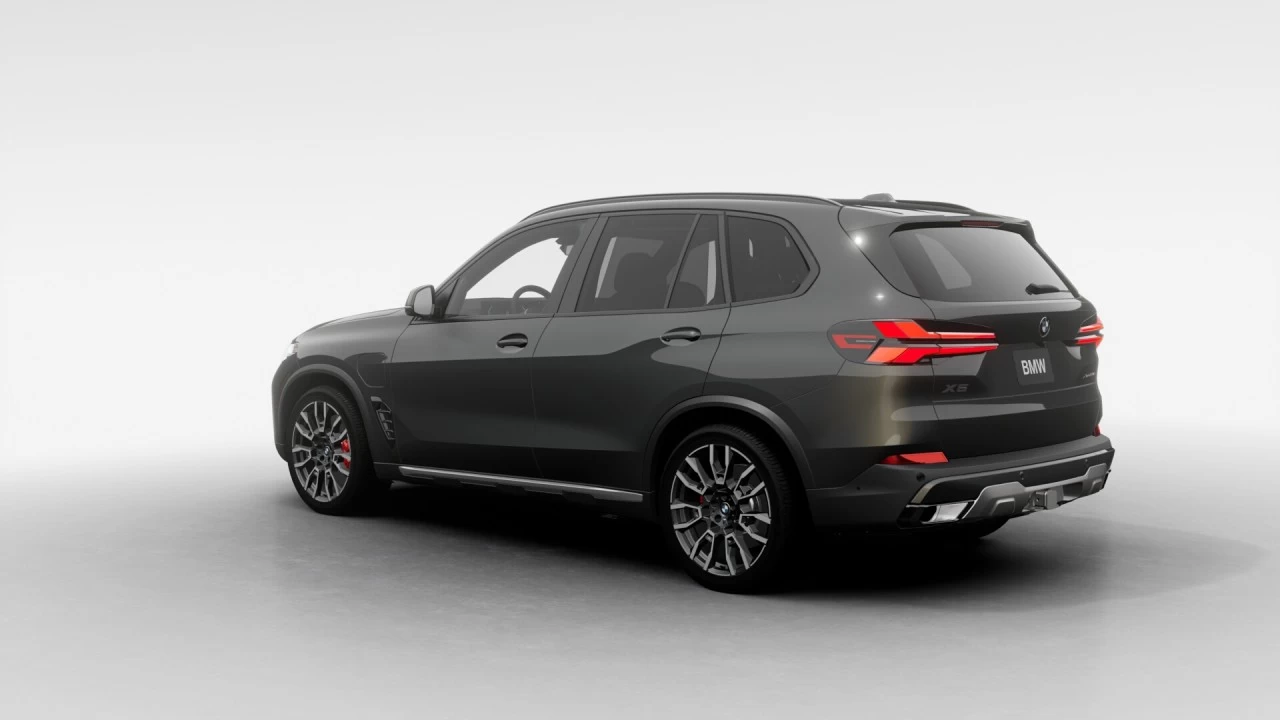 2026 BMW X5 xDrive50e M Sport Edition Image principale