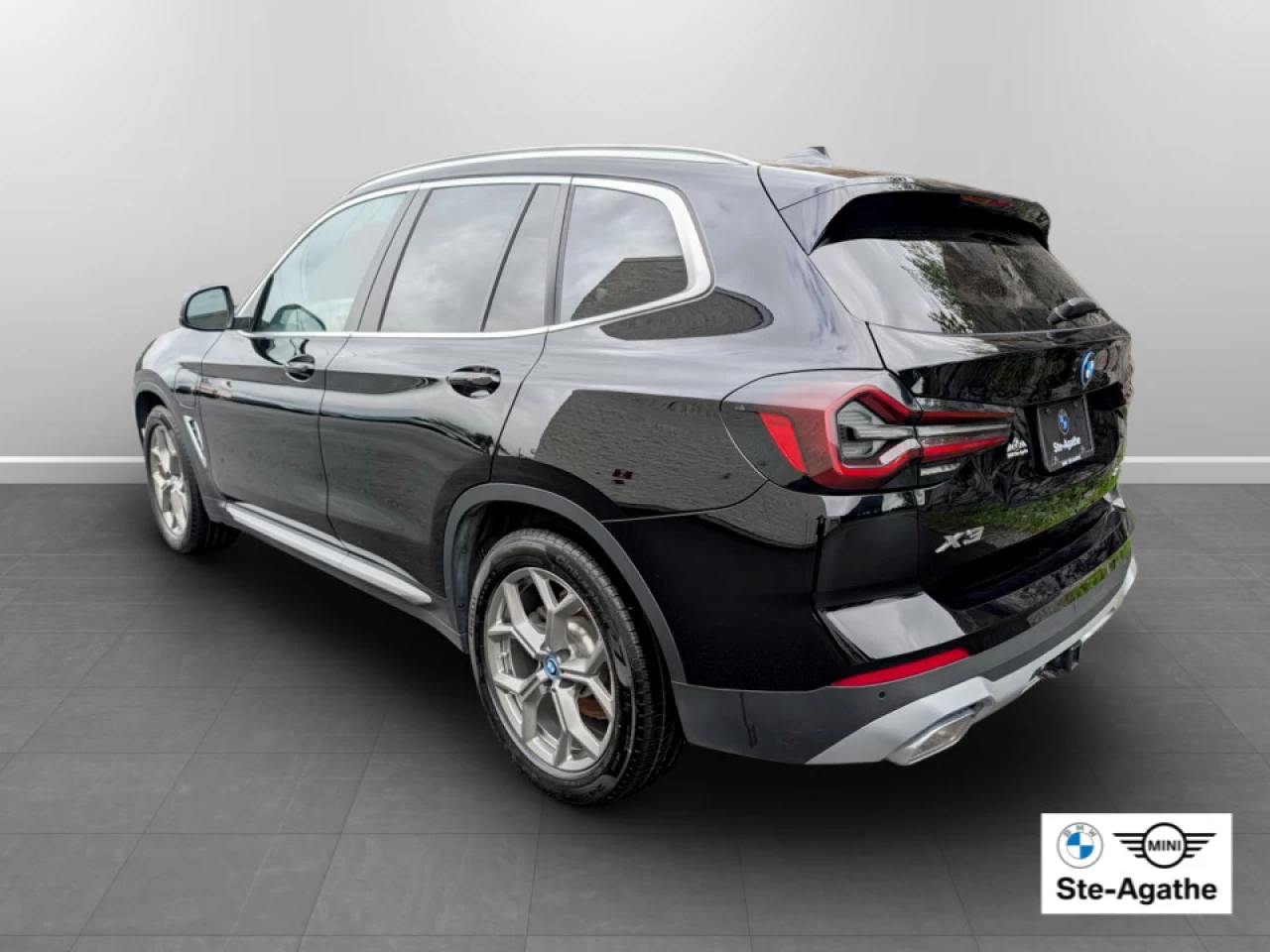 2024 BMW X3 xDrive30e Main Image