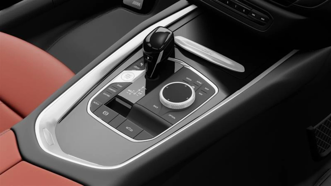 2026 BMW Z4 M40i Roadster Main Image
