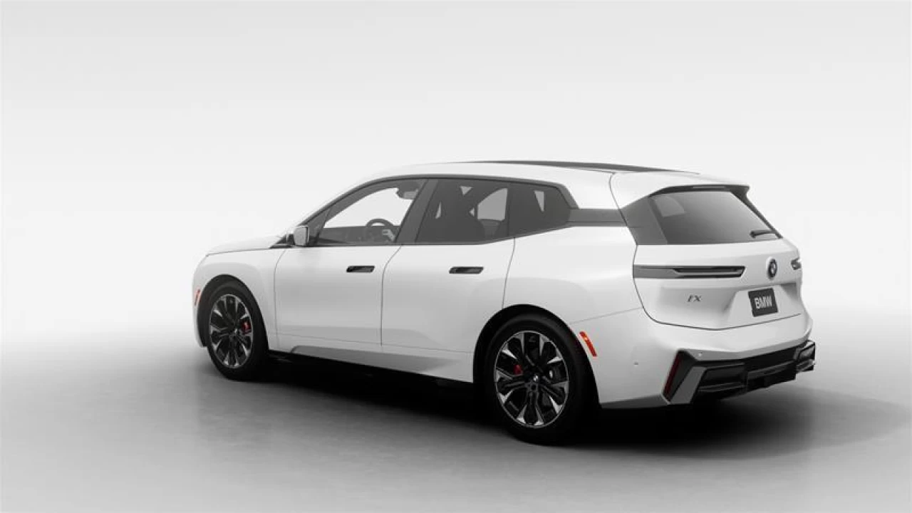 2026 BMW iX xDrive60 Main Image