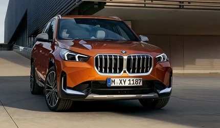 Bannière de New  2025 X1 M35i xDrive Sports Activity Vehicle in Sainte-Agathe-des-Monts