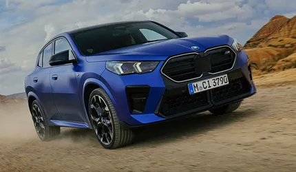 Bannière de New  2025 X2 M35i Sports Activity Coupe in Sainte-Agathe-des-Monts