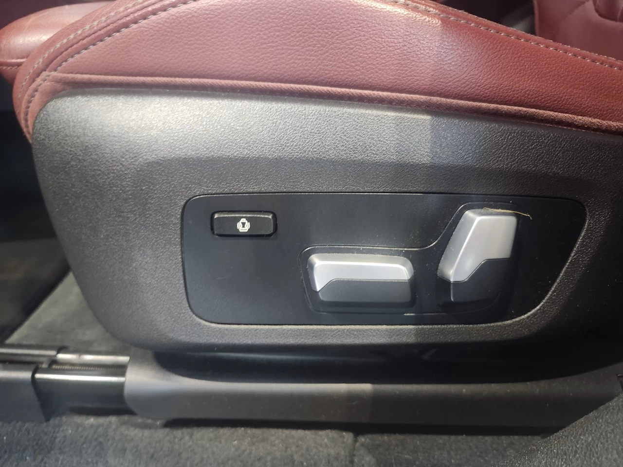 2020 BMW X4 xDrive30i Image principale