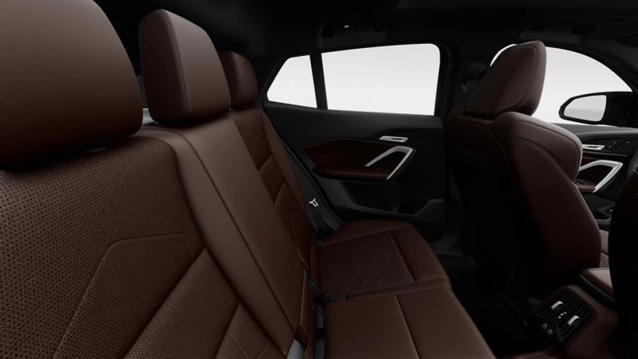 2025 BMW X2 xDrive28i Main Image