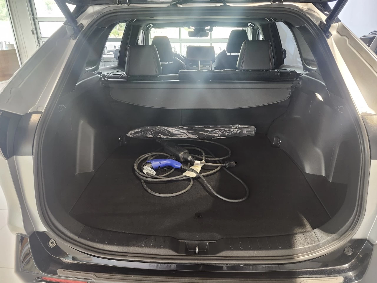 2023 Toyota RAV4 Prime XSE Image principale
