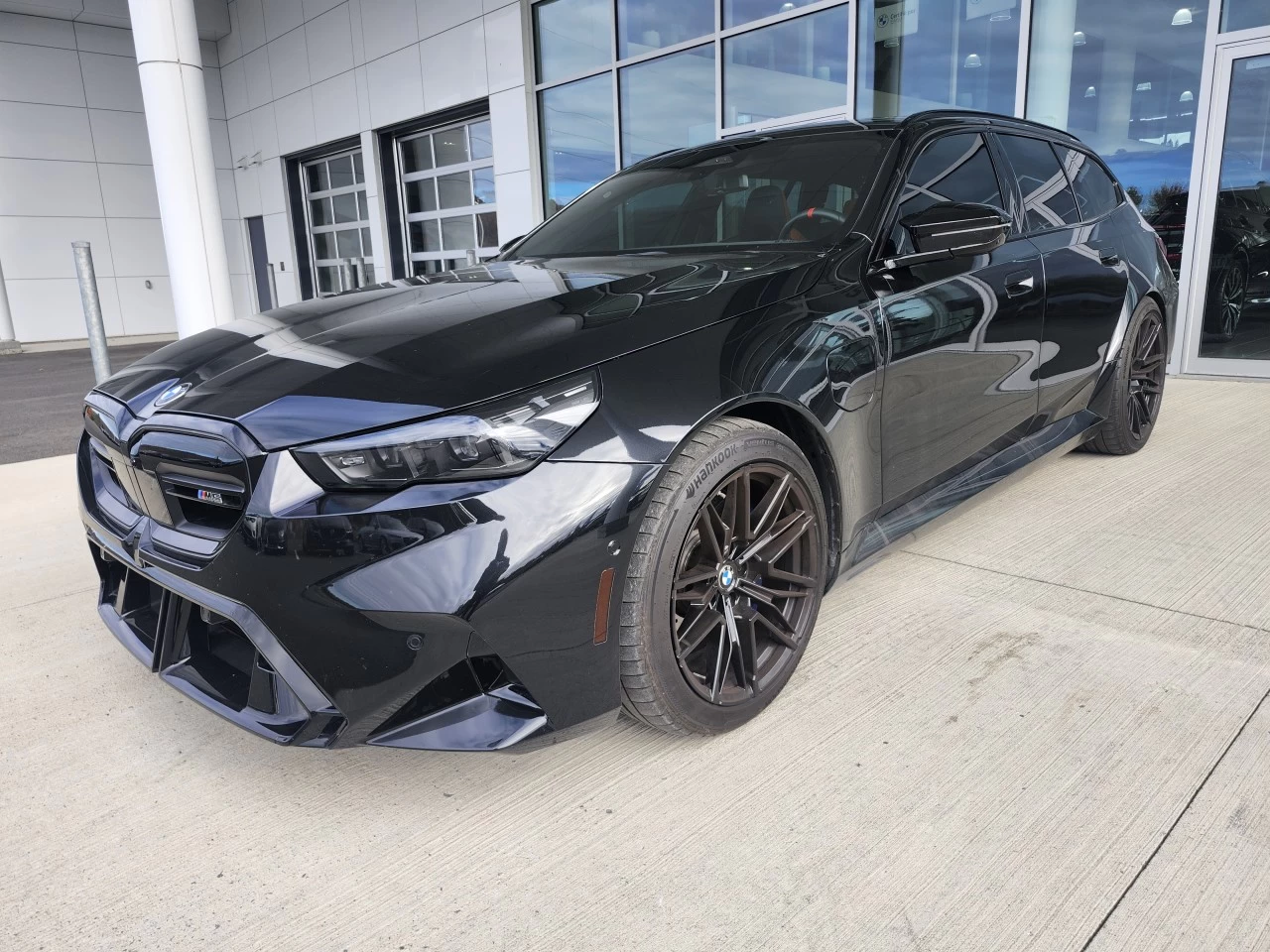 2025 BMW M5  https://www.bmwsteagathe.com/resize/b990ff35b810a3abc0cc817b2ca24889-1