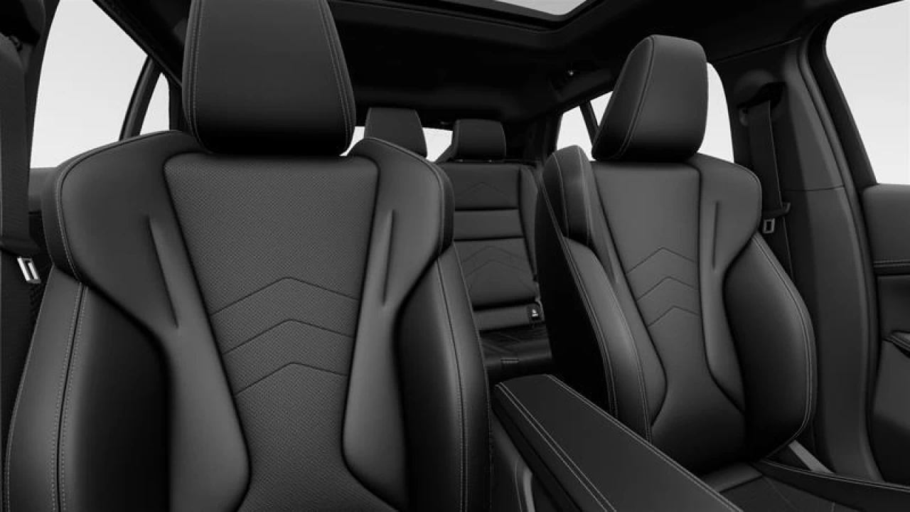 2025 BMW X2 xDrive28i Main Image