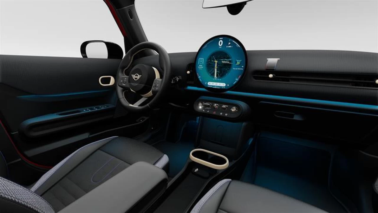 2026 MINI 5 Door Cooper C FWD Image principale