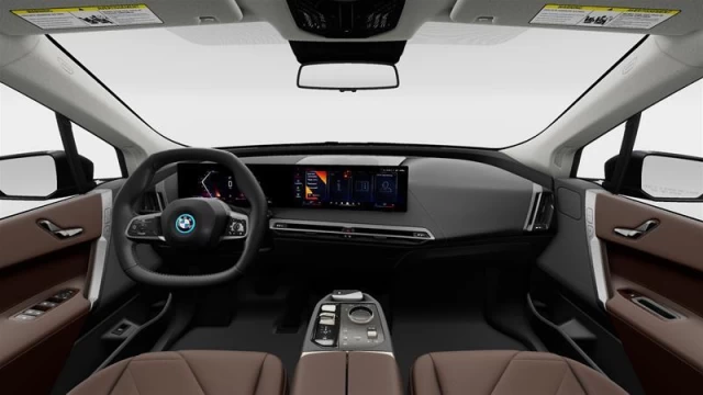 BMW iX xDrive50 2025