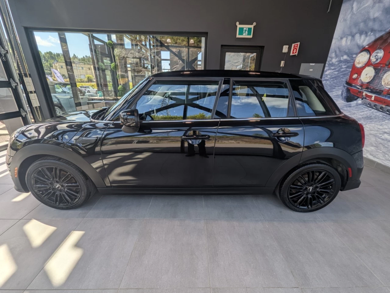 2024 Mini Cooper Cooper 5 portes https://www.bmwsteagathe.com/resize/b990ff35b810a3abc0cc817b2ca24889-1