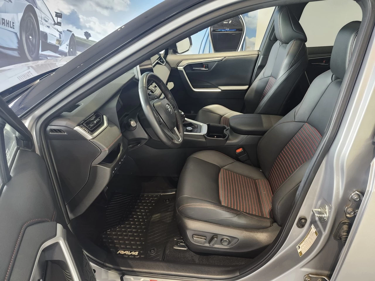 2023 Toyota RAV4 Prime XSE Image principale