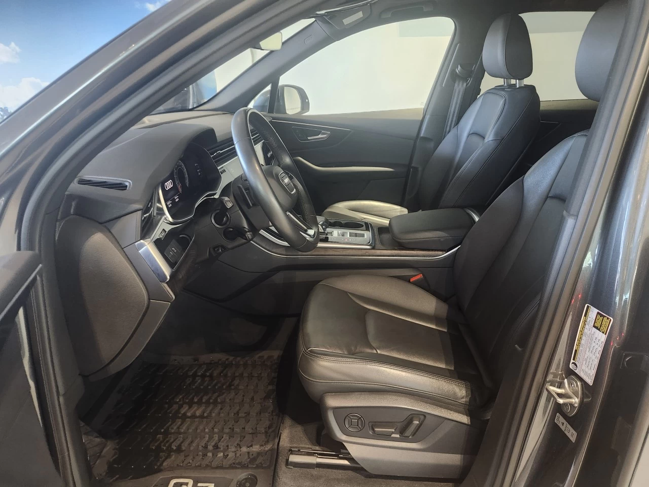 2021 Audi Q7 Komfort / V6 Image principale