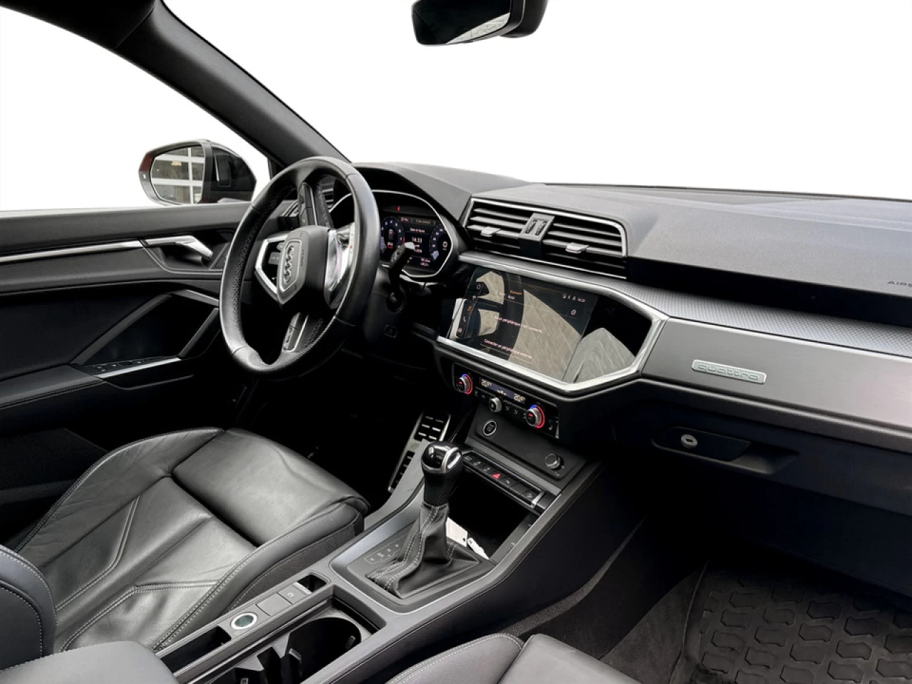 2023 Audi Q3 Technik Main Image