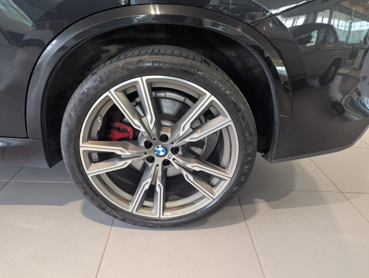 2021 BMW X5 M50i Image principale