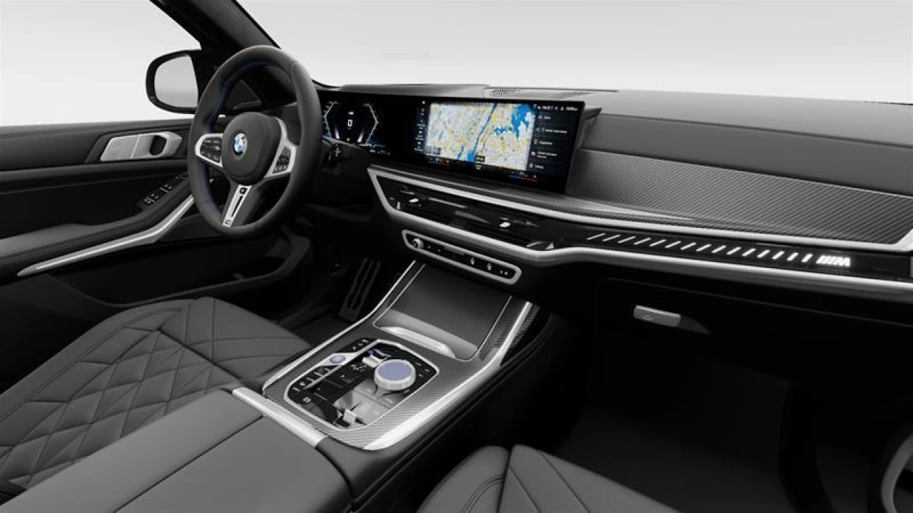 2026 BMW X7 M60i xDrive Main Image