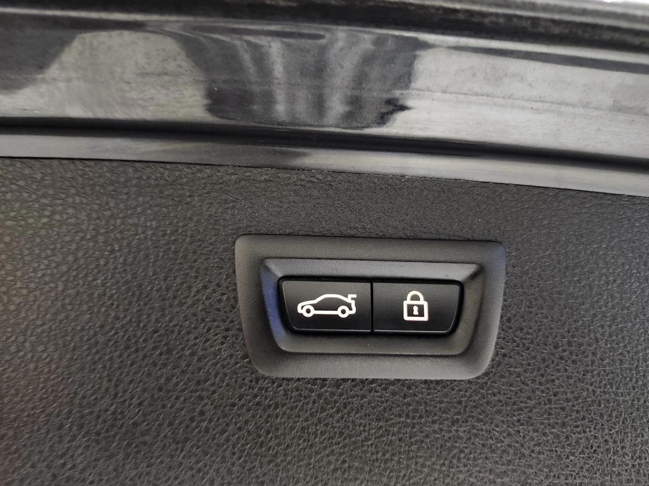 2017 BMW 3 Series 328d xDrive Main Image