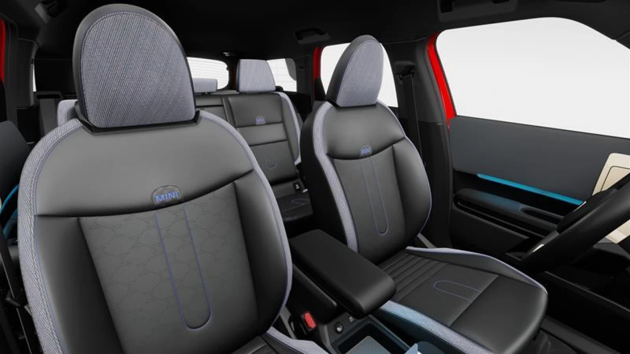 2026 MINI Countryman Cooper S ALL4 Main Image