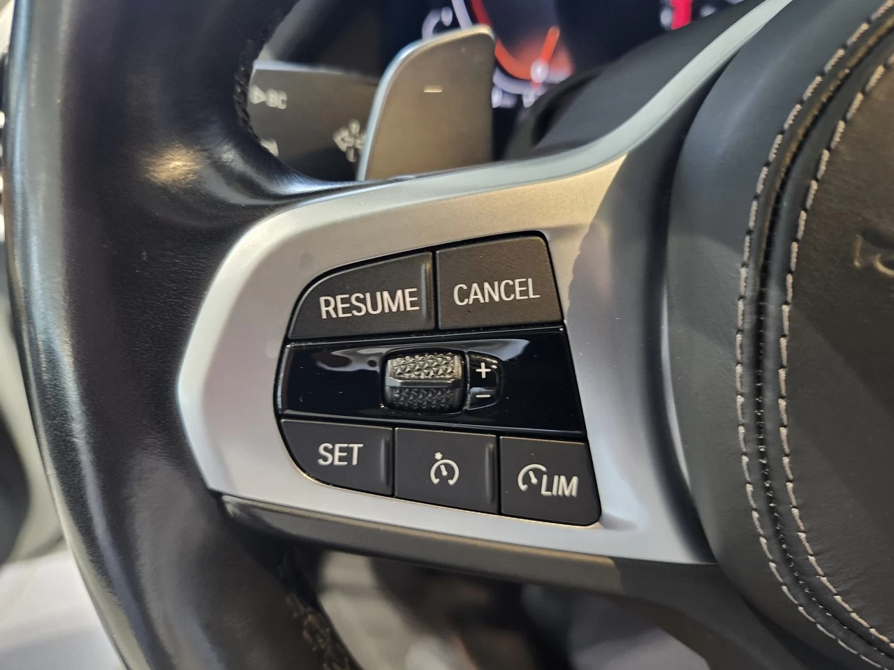 2022 BMW X5 xDrive40i Main Image