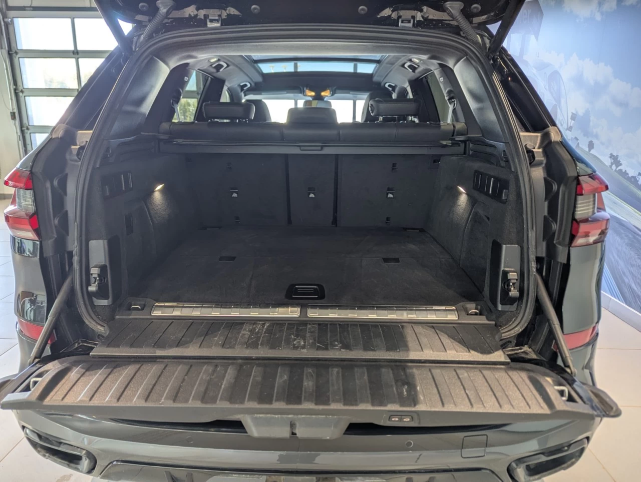 2021 BMW X5 X5 xDrive45e Main Image