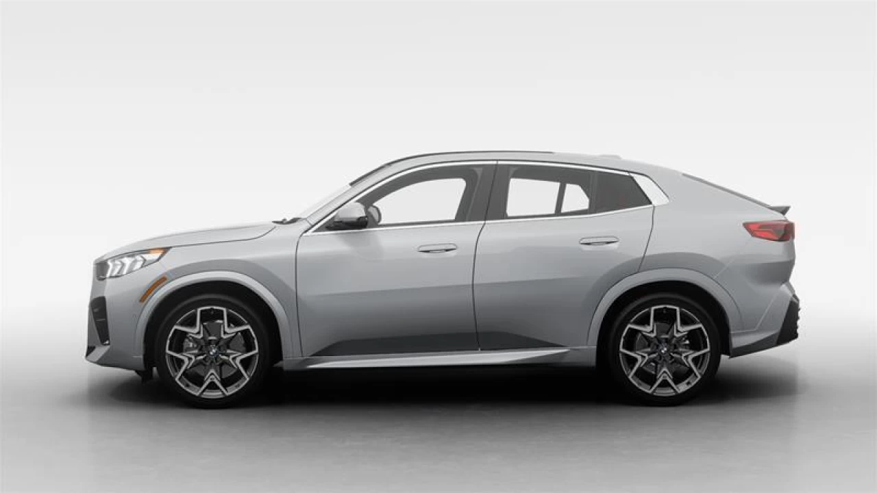 2025 BMW X2 xDrive28i Main Image