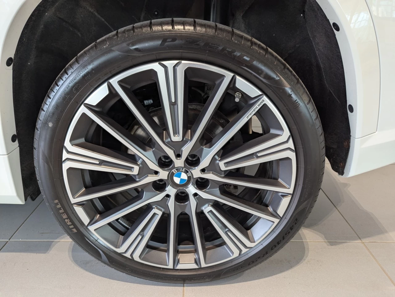 2023 BMW X1 xDrive28i Image principale