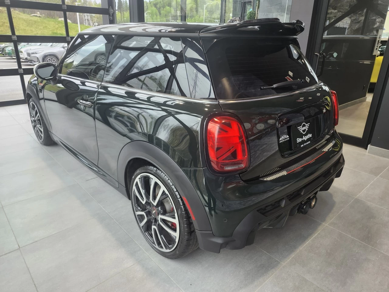 2024 Mini Cooper John Cooper Works Image principale