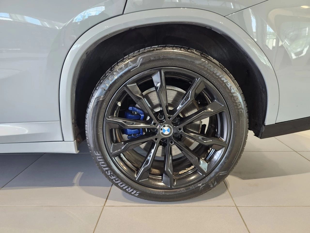 2023 BMW X4 M40i Image principale