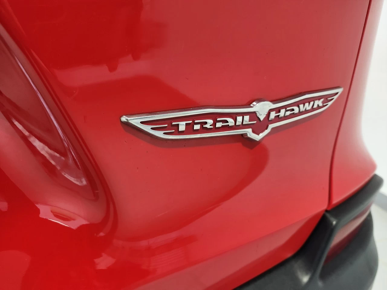 2019 Jeep Cherokee Trailhawk Main Image