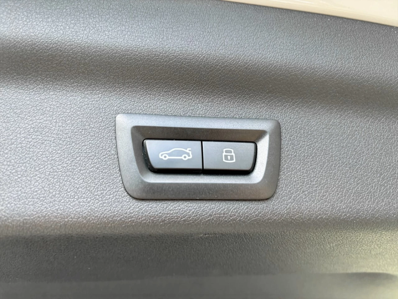 2026 BMW X1 xDrive28i Image principale