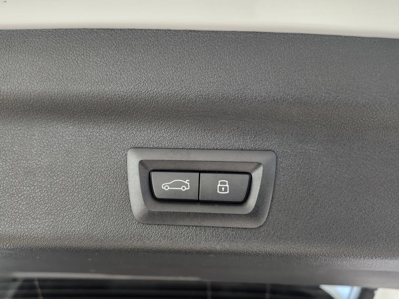 2024 BMW X1 xDrive28i Image principale