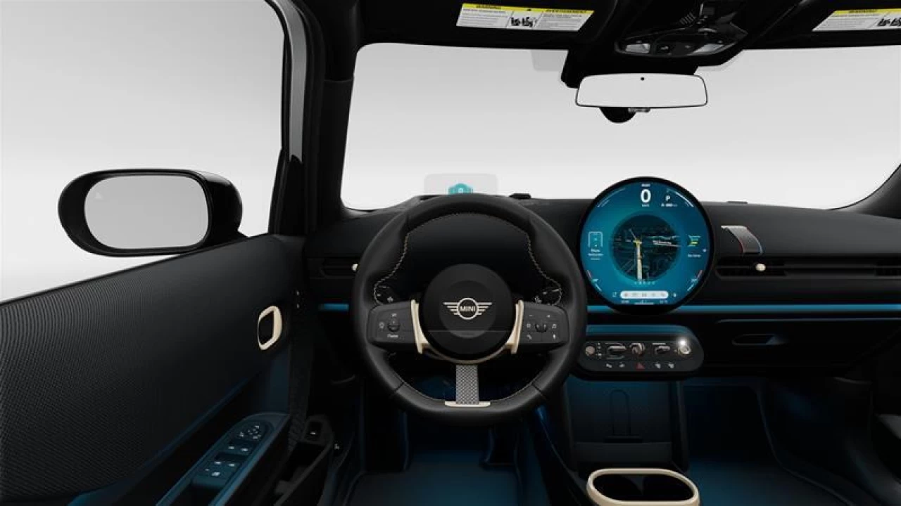 2026 MINI 5 Door Cooper C FWD Image principale