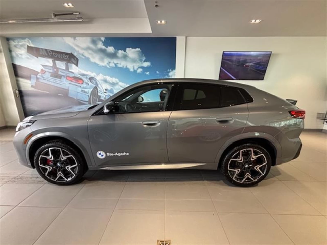 2026 BMW X2 xDrive28i Main Image