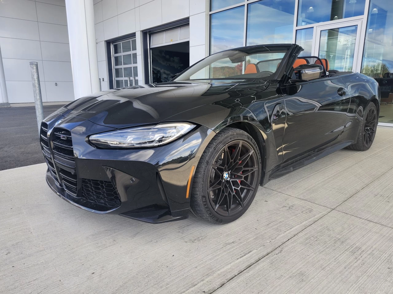 2023 BMW M4 Competition M xDrive Convertible https://www.bmwsteagathe.com/resize/b990ff35b810a3abc0cc817b2ca24889-1