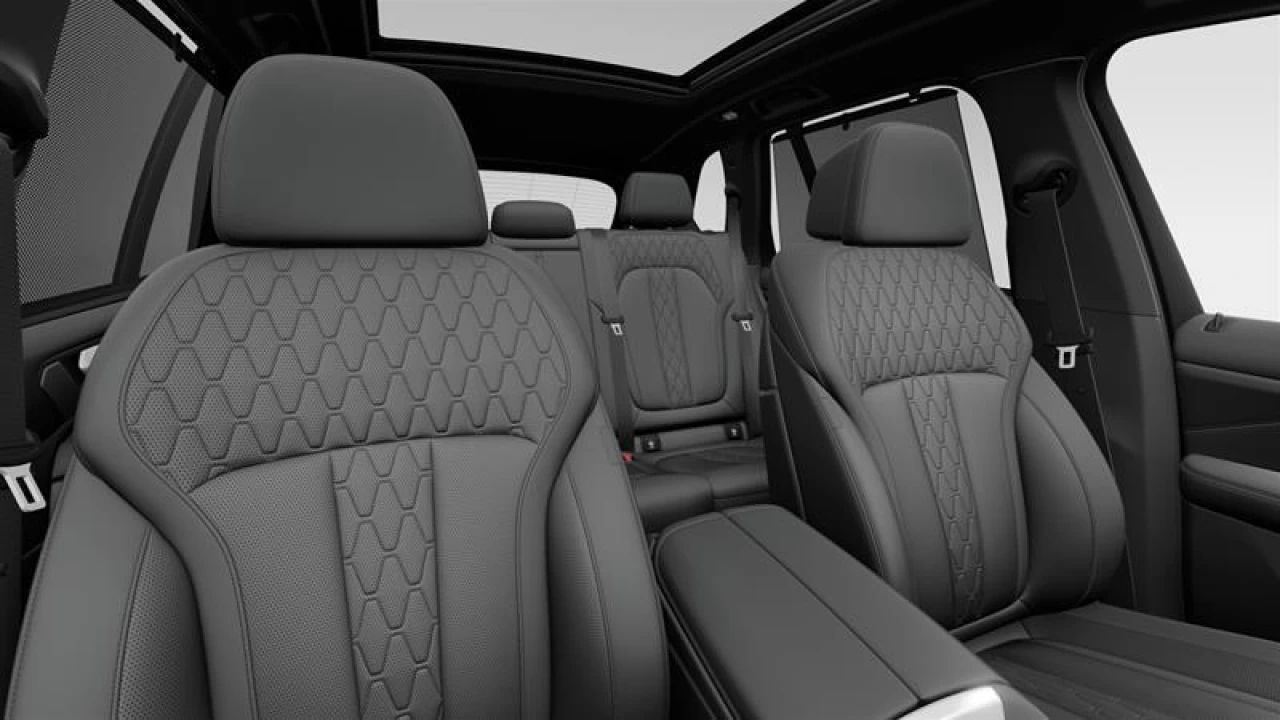 2026 BMW X5 xDrive50e M Sport Edition Main Image