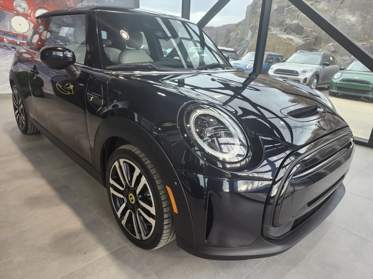2023 Mini Cooper SE Main Image