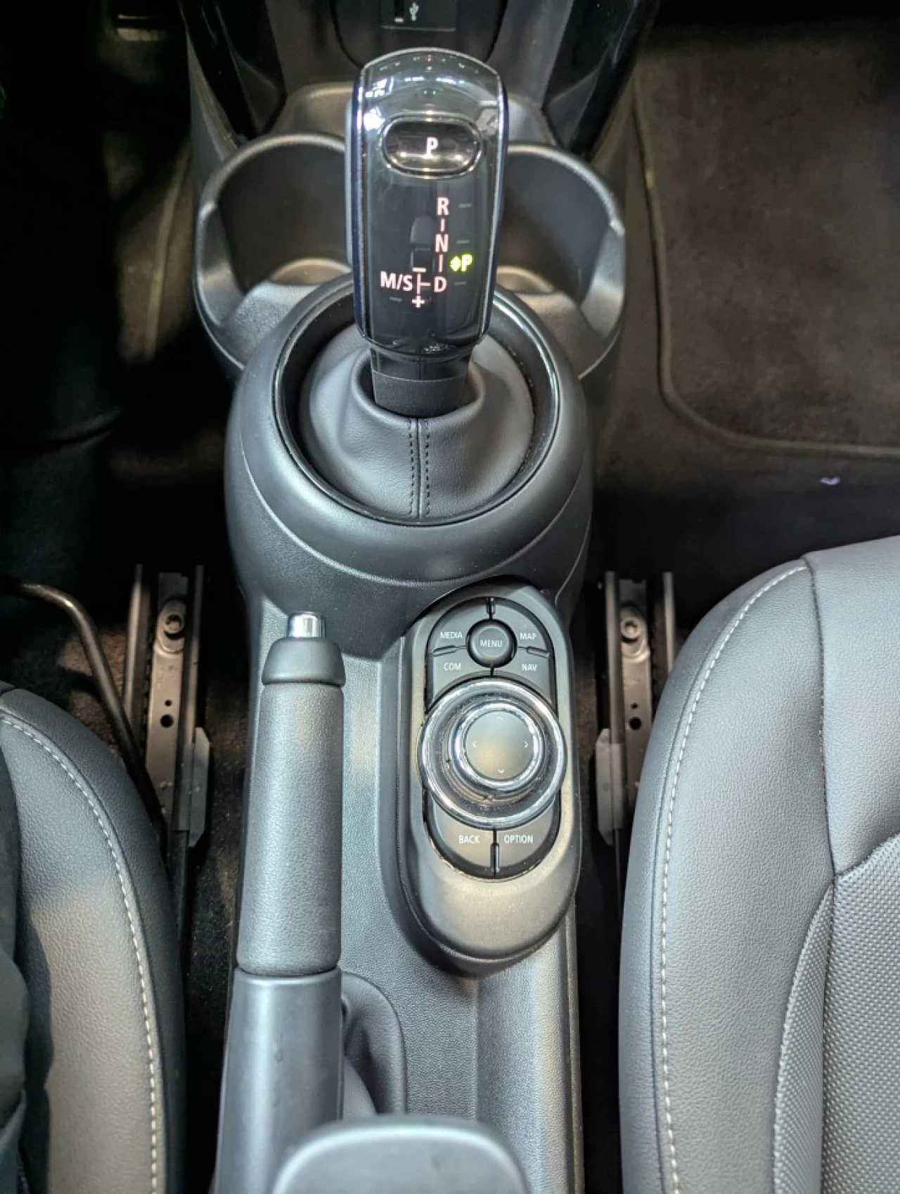 2024 Mini Cooper Cooper Main Image