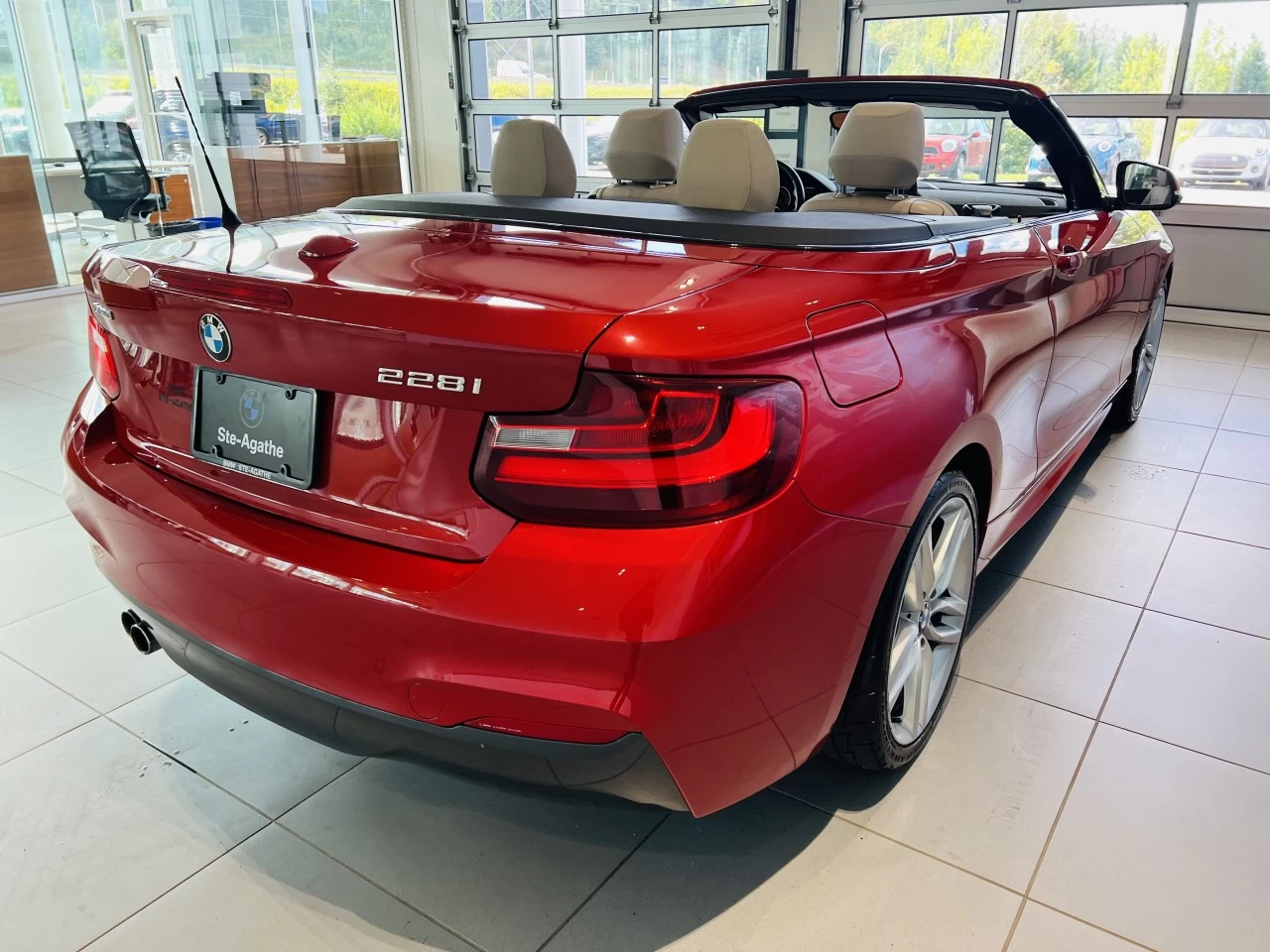 2015 BMW 228i xDrive 228i xDrive Image principale