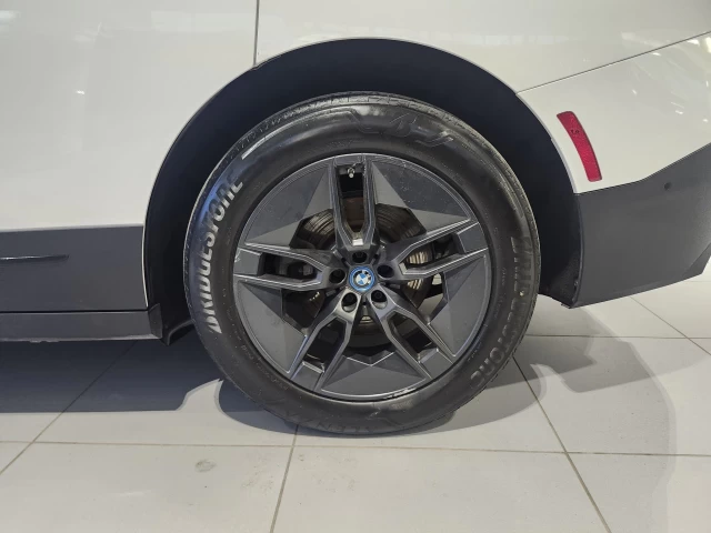 BMW iX xDrive40 2023