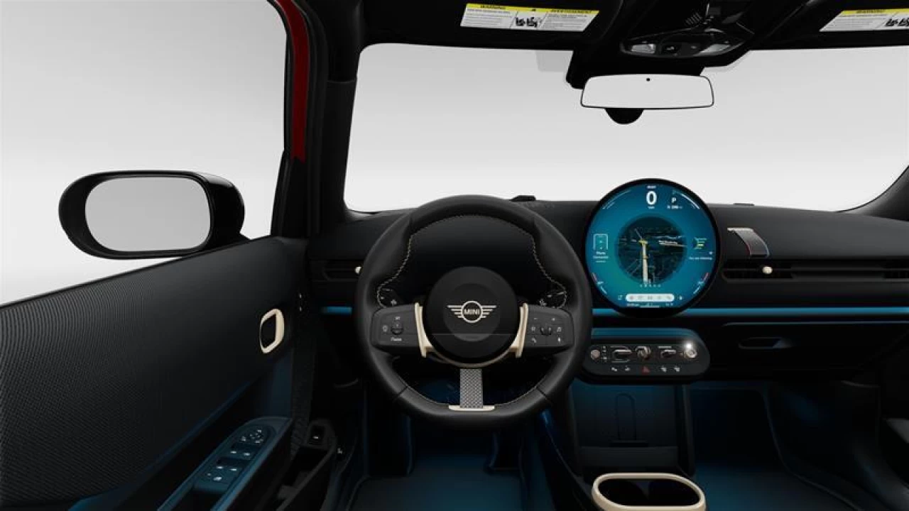 2026 MINI 5 Door Cooper C FWD Image principale