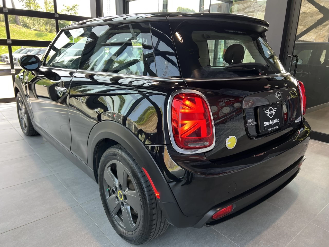 2021 Mini Cooper Cooper SE Image principale