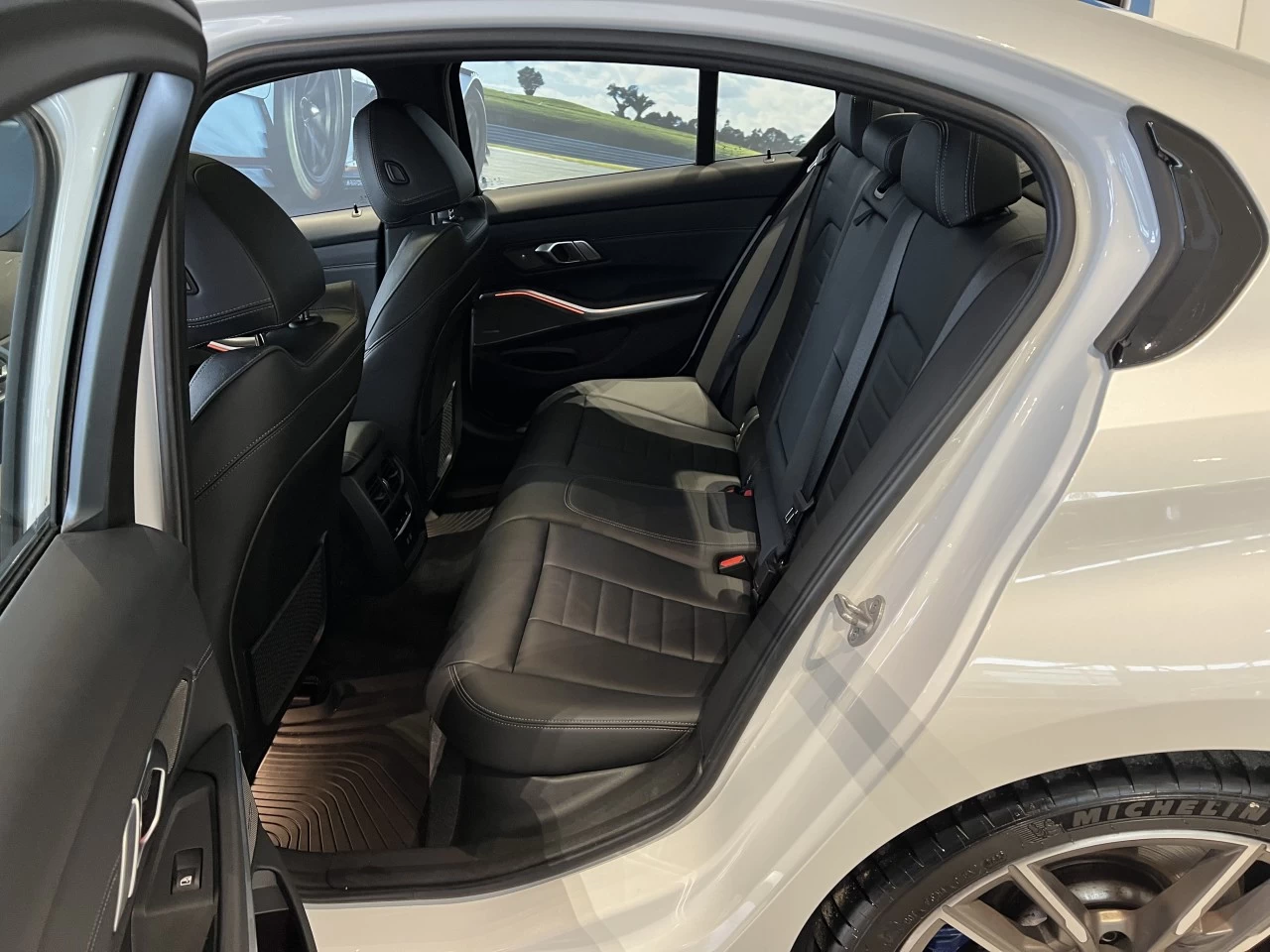 2022 BMW M340i xDrive M340i xDrive Image principale