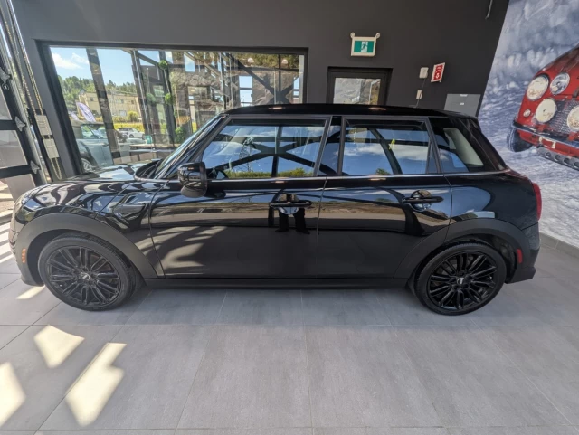 Mini Cooper Cooper 5 portes 2024