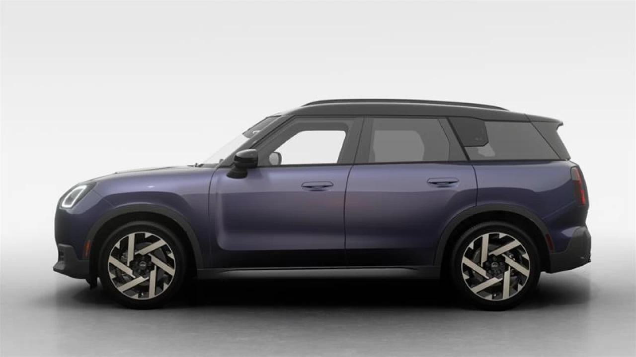 2025 MINI Countryman SE ALL4 Main Image