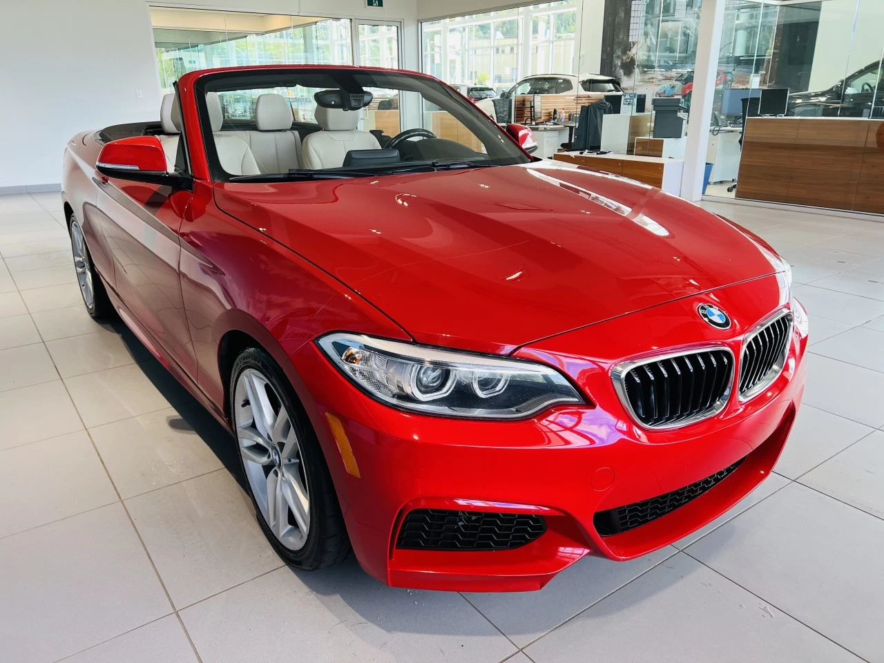 2015 BMW 228i xDrive 228i xDrive Image principale