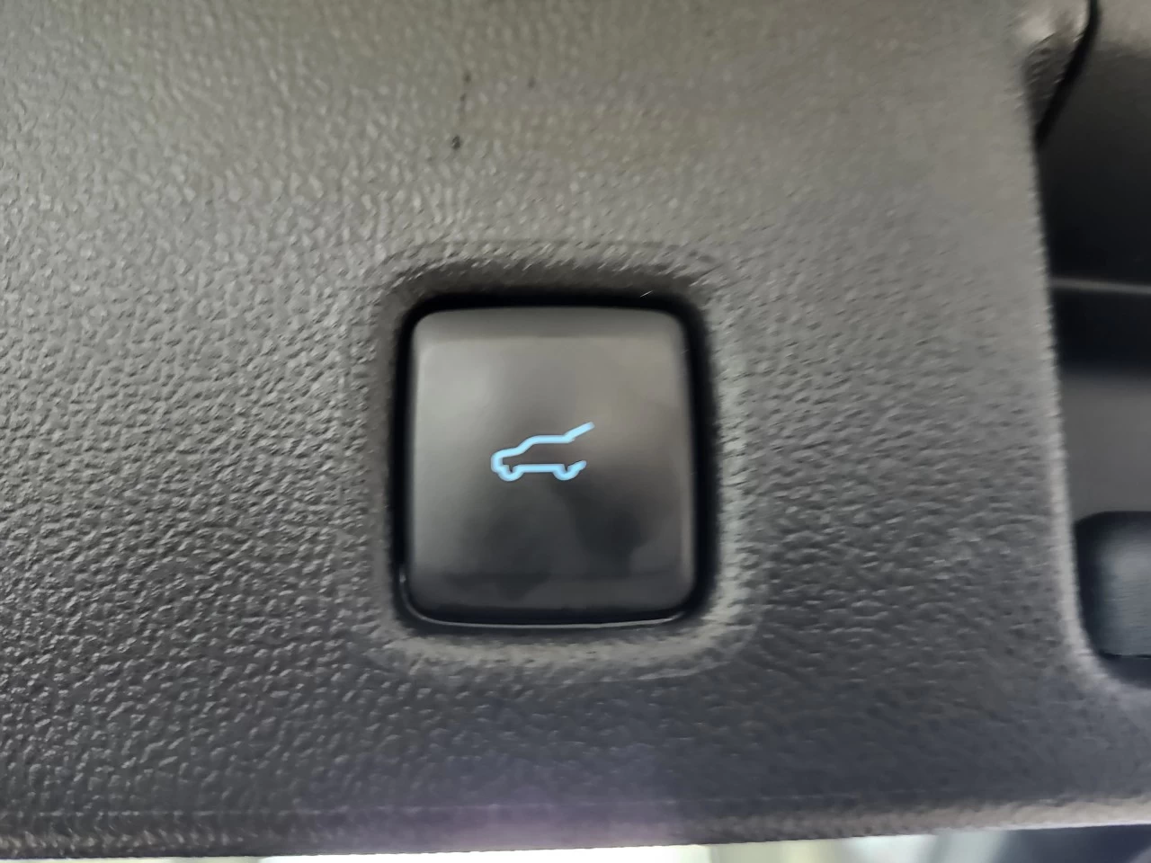 2022 Ford Escape SE Plug-In Hybrid Main Image