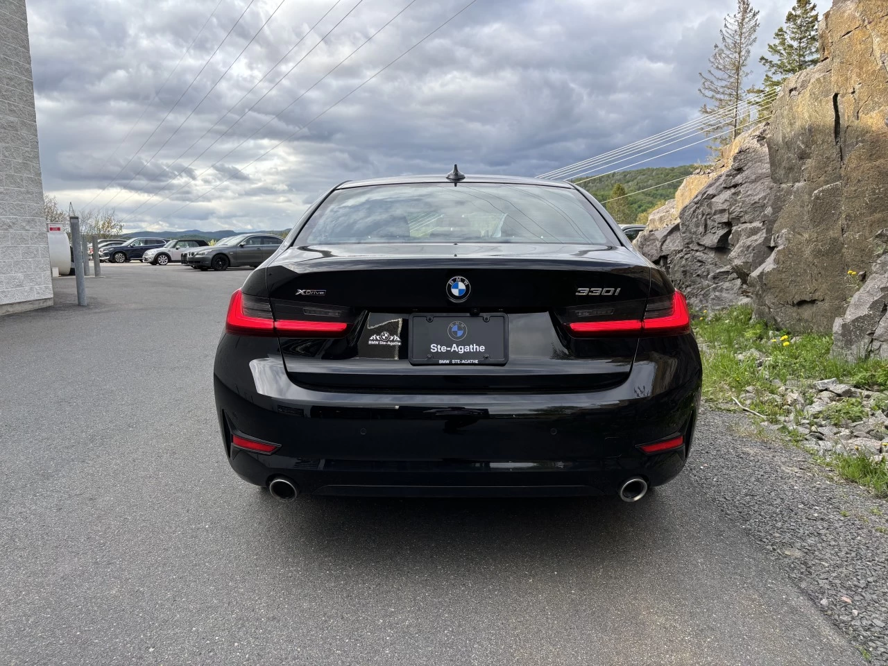2020 BMW 3 Series 330i xDrive Main Image