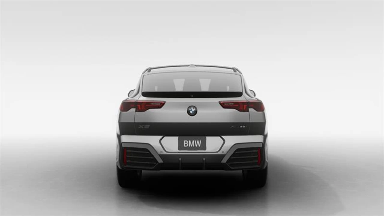 2025 BMW X2 xDrive28i Main Image