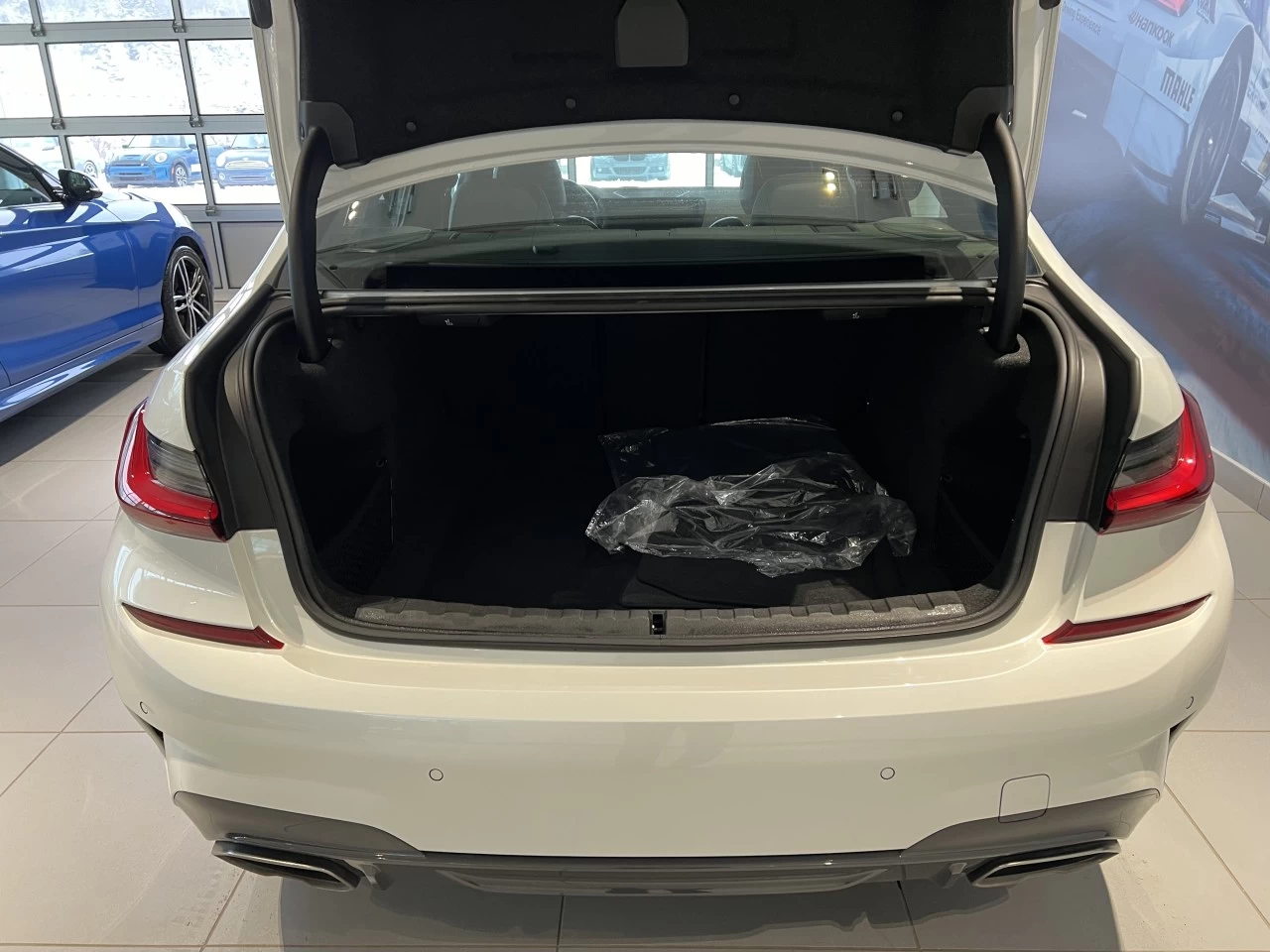 2022 BMW M340i xDrive M340i xDrive Image principale