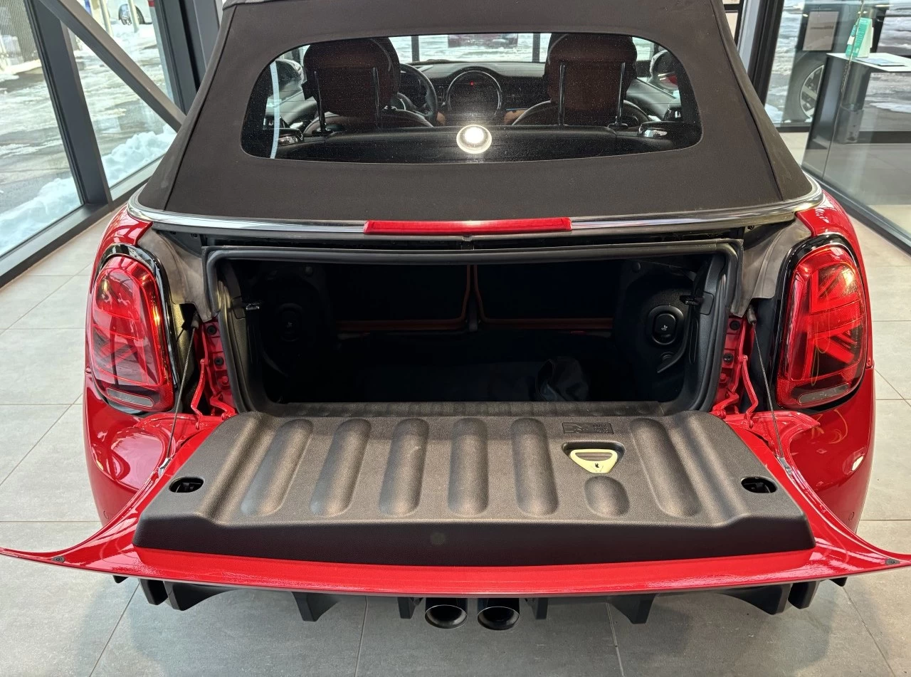 2024 Mini Cooper Convertible John Cooper Works Image principale