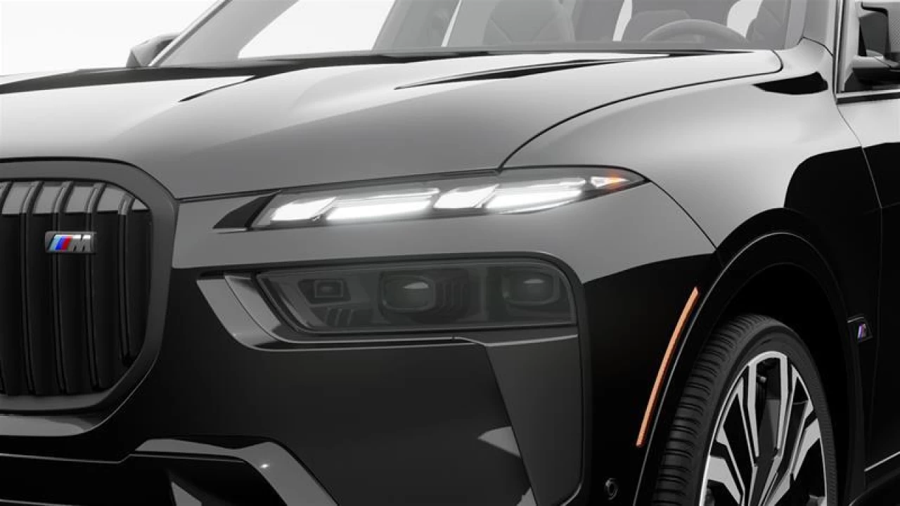2026 BMW X7 M60i xDrive Main Image